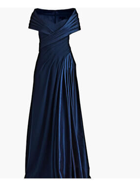 NEW, TADASHI SHOJI Portrait Collar Satin & Crepe Gown in Navy Sz S #LD274